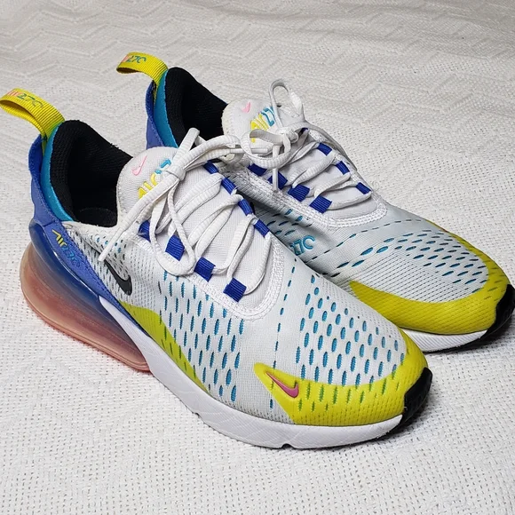 Copy Nike Air Max 270  Womens or Youth Girls 5US Athletic Running Shoes Sneakers - Picture 3 of 9